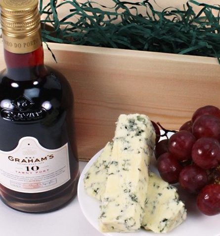 Port, cheese and grapes